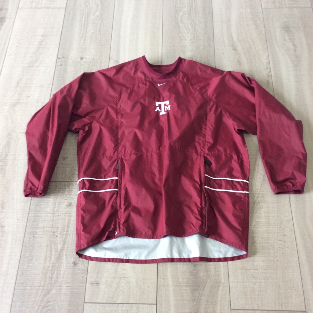 Nike Texas A&M Pullover sweater size XL